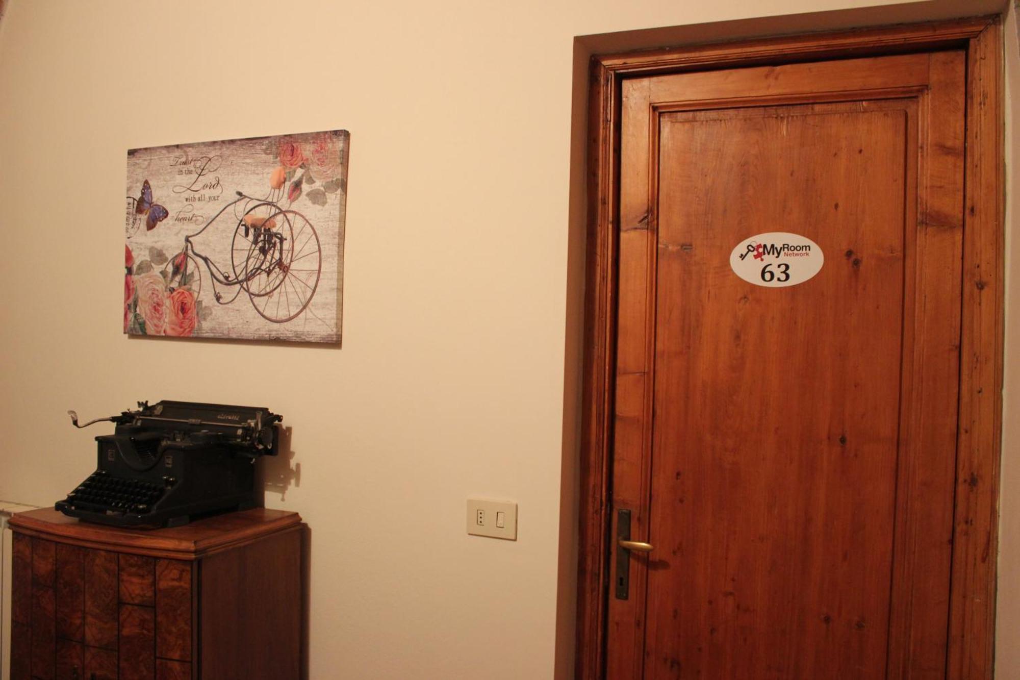 My Room Center San Salvi Florenţa Exterior foto